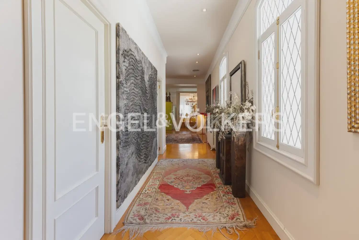 Appartement à vendre à Valence ville avec garage - 2 900 000 € (Ref: 10099387)