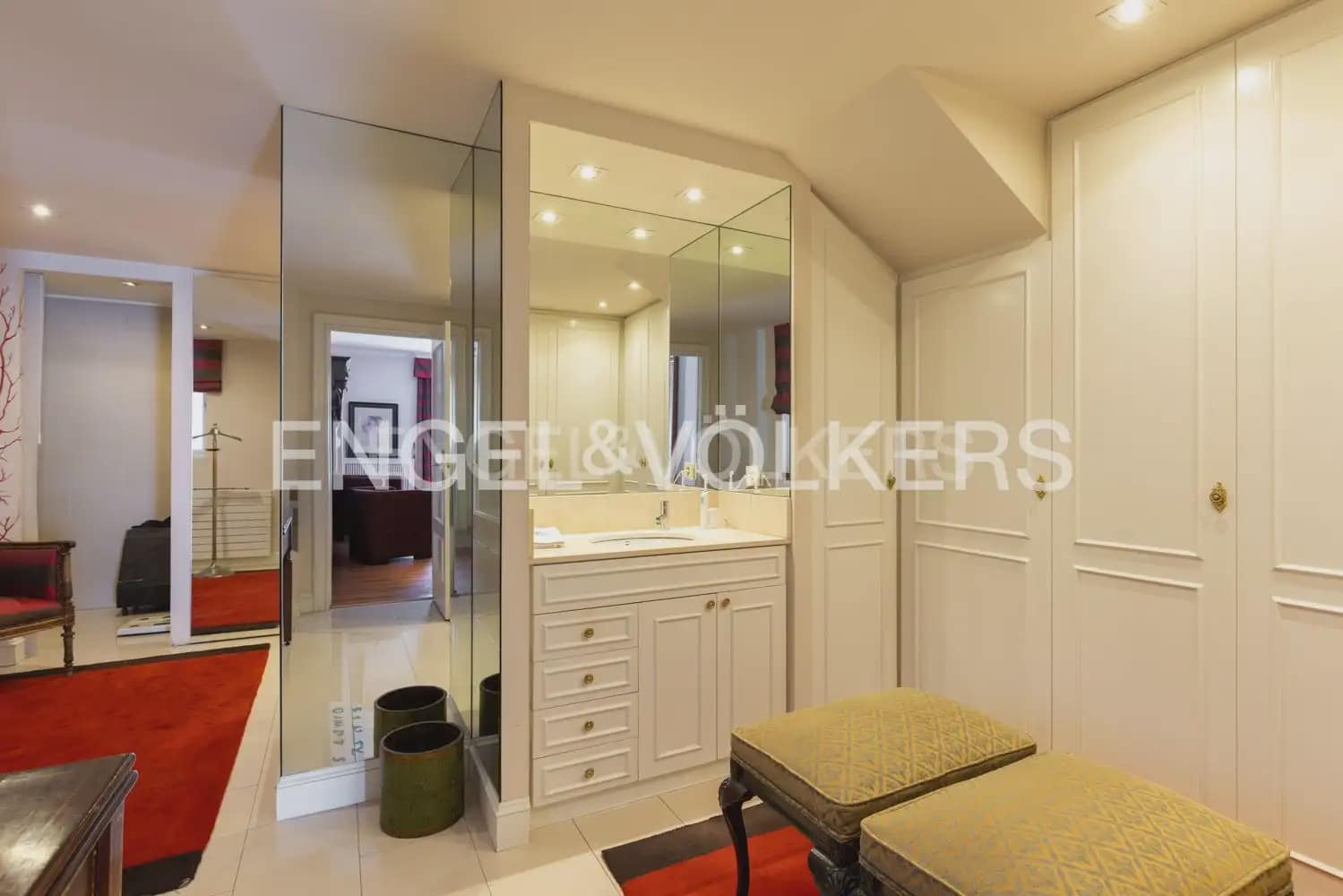 Appartement à vendre à Valence ville avec garage - 2 900 000 € (Ref: 10099387)