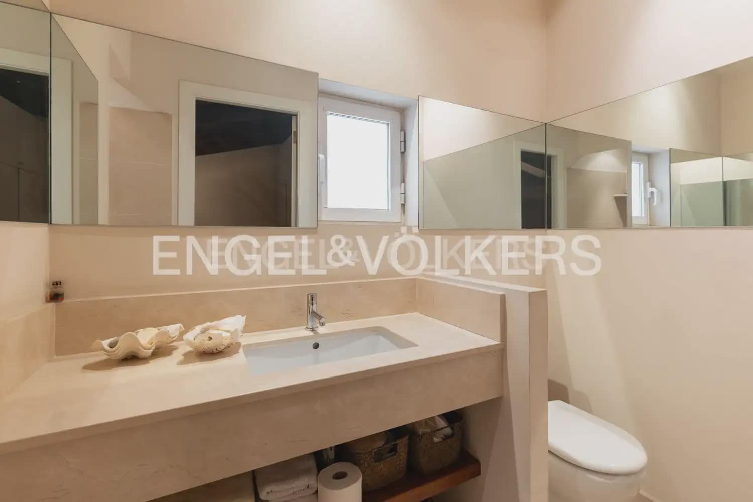 Appartement à vendre à Valence ville avec garage - 2 900 000 € (Ref: 10099387)