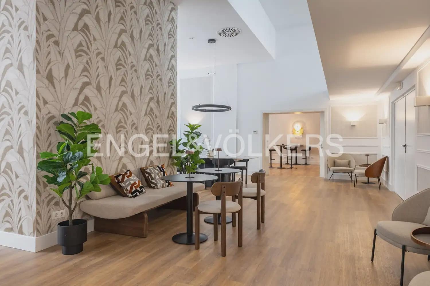 1 slaapkamer Flat te huur in Valencia stad met zwembad - € 1.550 (Ref: 10099449)