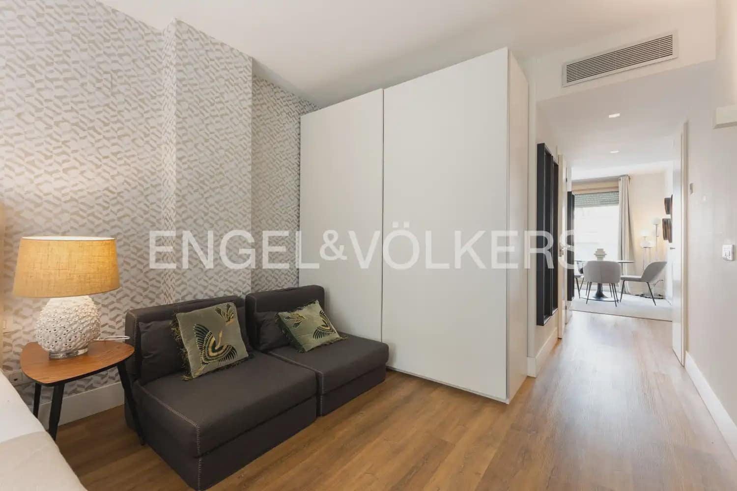 1 slaapkamer Flat te huur in Valencia stad met zwembad - € 1.550 (Ref: 10099449)