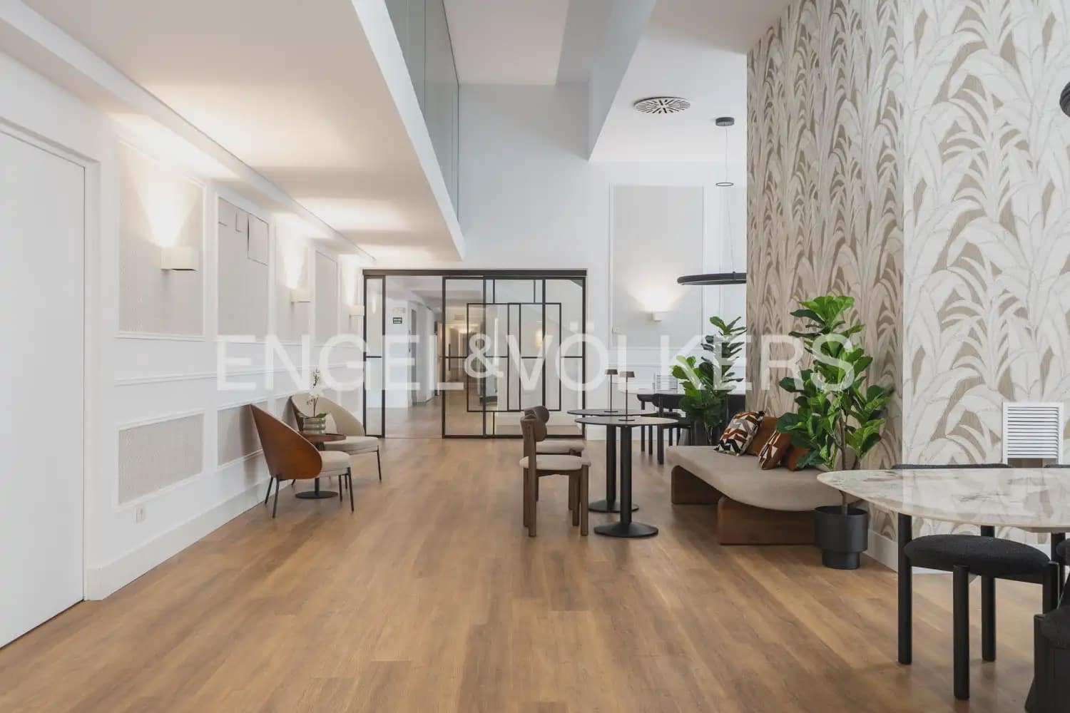 1 slaapkamer Flat te huur in Valencia stad met zwembad - € 1.550 (Ref: 10099449)