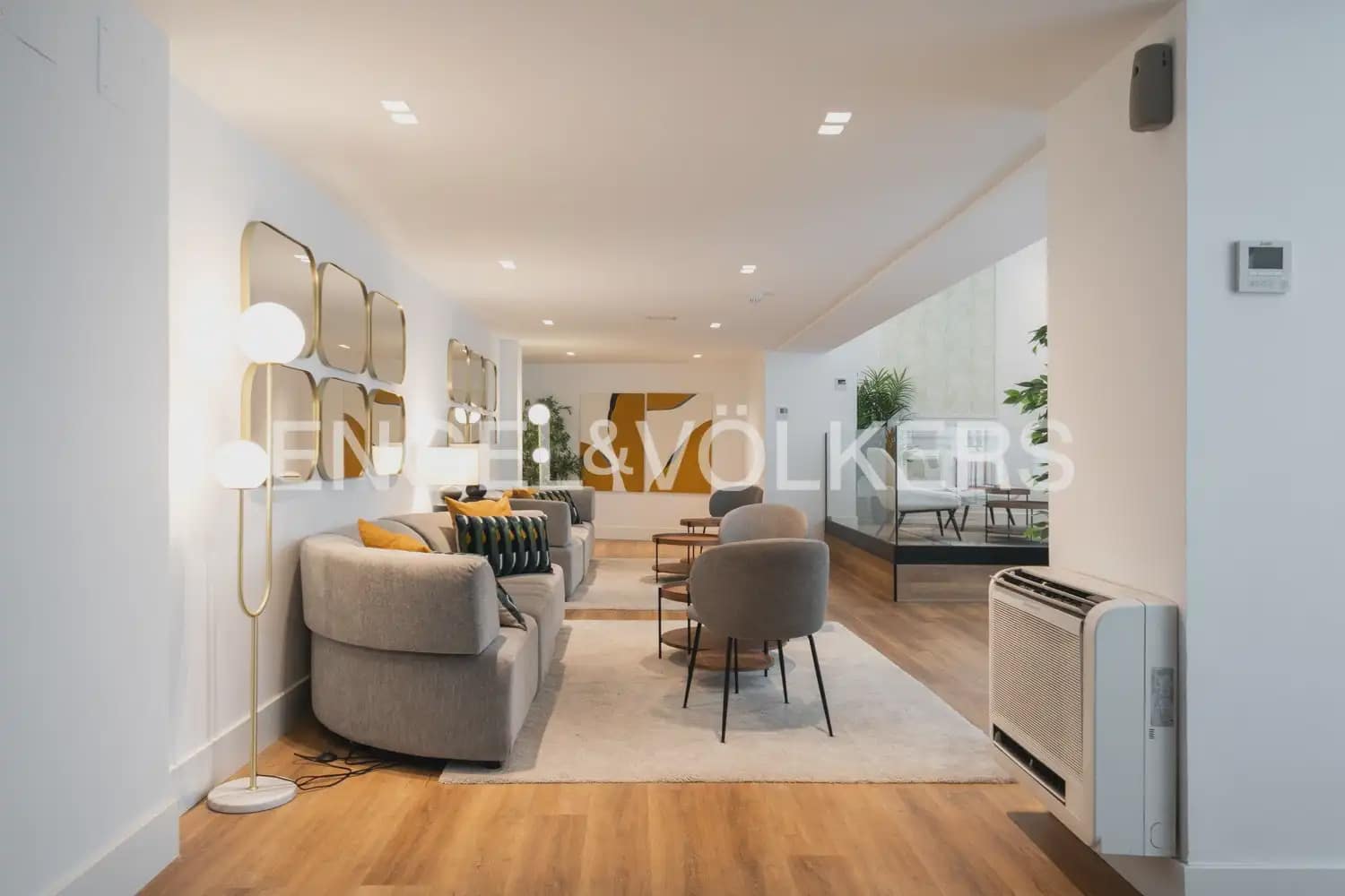 1 slaapkamer Flat te huur in Valencia stad met zwembad - € 1.550 (Ref: 10099449)