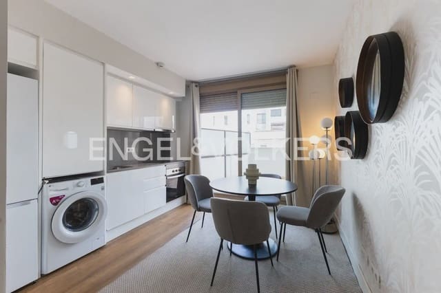 1 soveværelse Lejlighed til leje i La Roqueta, Valencia by med swimmingpool - € 1.550 (Ref: 10099449)