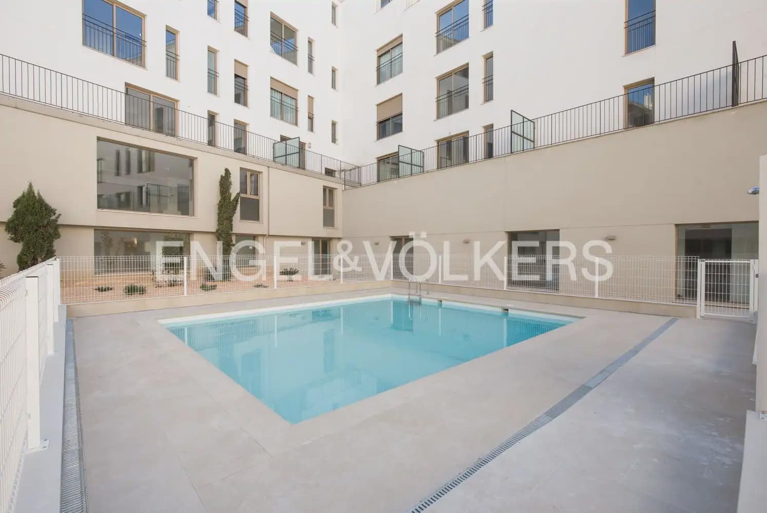 1 slaapkamer Flat te huur in Valencia stad met zwembad - € 1.550 (Ref: 10099449)