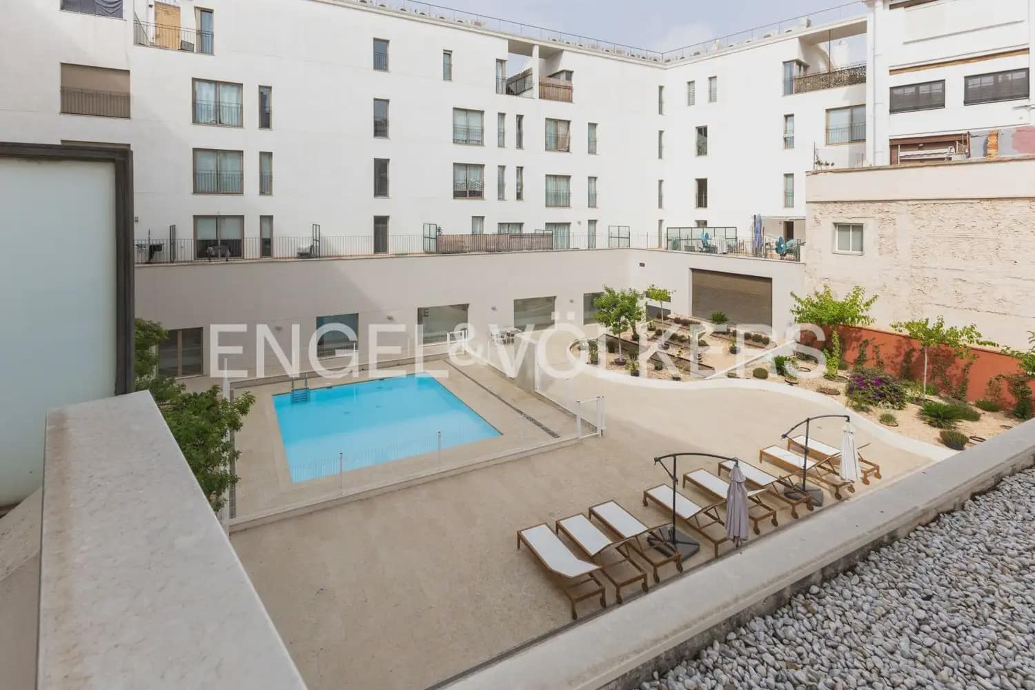 1 slaapkamer Flat te huur in Valencia stad met zwembad - € 1.550 (Ref: 10099449)