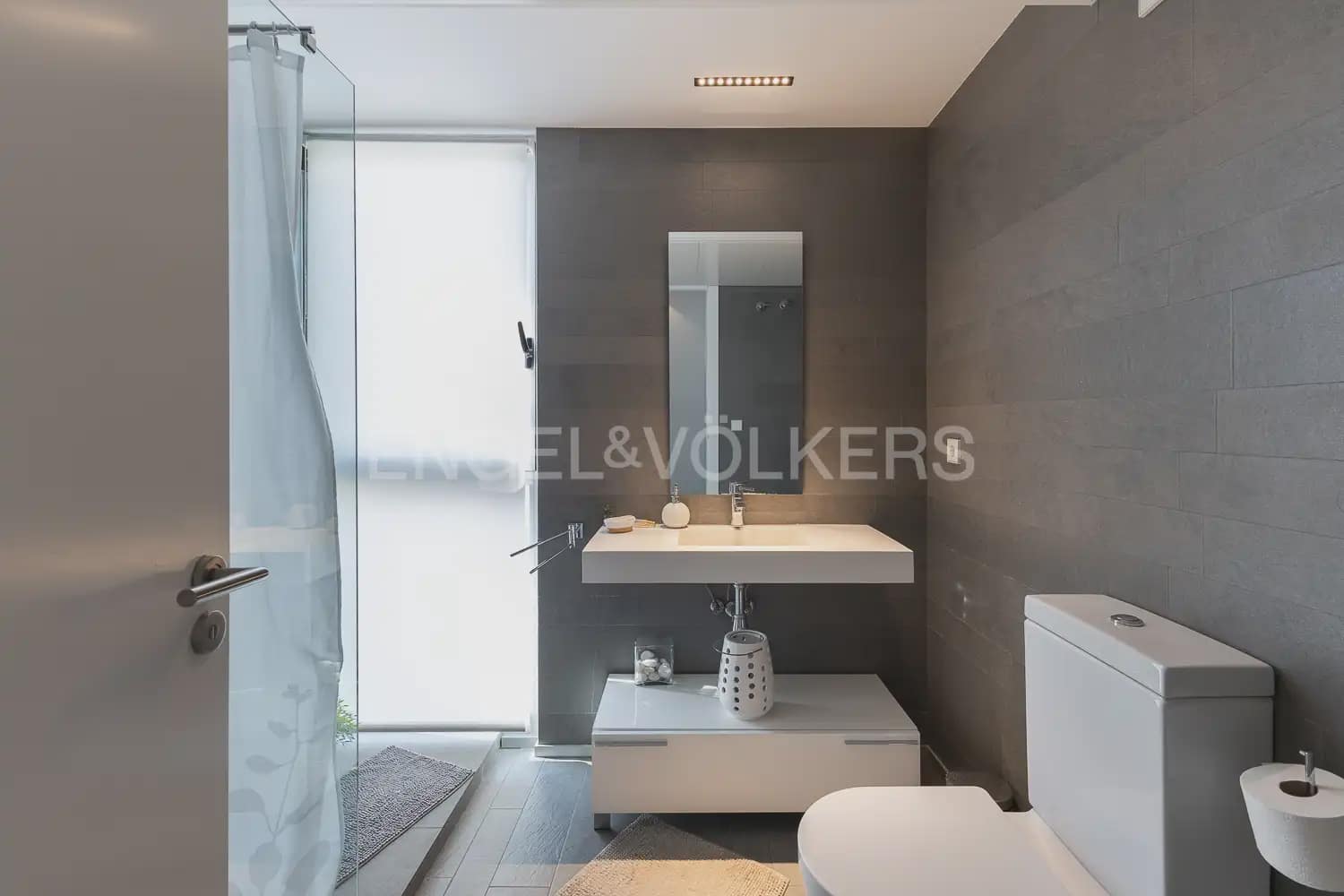 2 quarto Apartamento para arrendar em Valencia cidade com garagem - 2 300 € (Ref: 10099450)