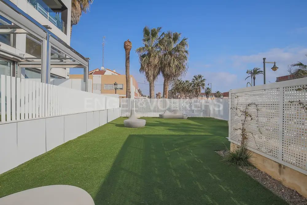 2 quarto Apartamento para arrendar em Valencia cidade com garagem - 2 300 € (Ref: 10099450)