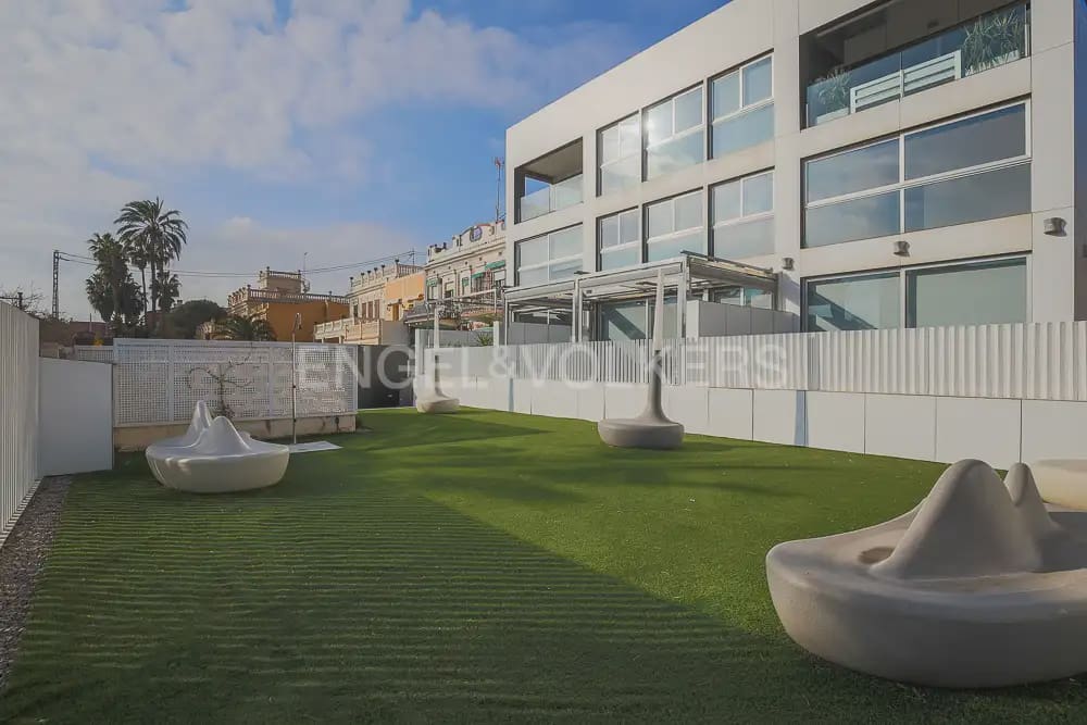 2 quarto Apartamento para arrendar em Valencia cidade com garagem - 2 300 € (Ref: 10099450)