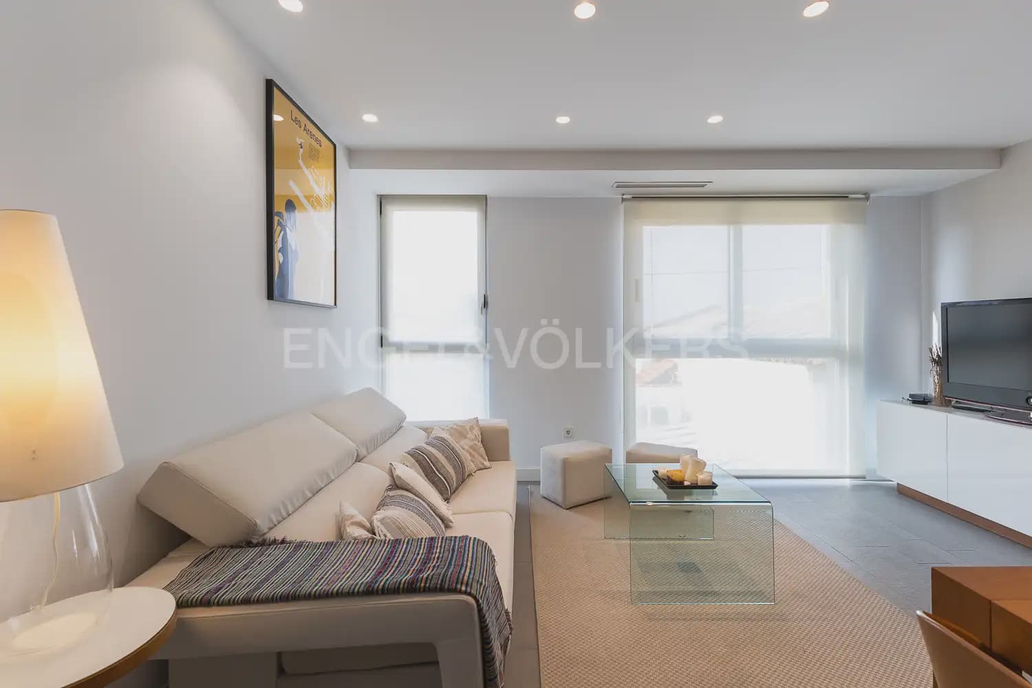 2 quarto Apartamento para arrendar em Valencia cidade com garagem - 2 300 € (Ref: 10099450)