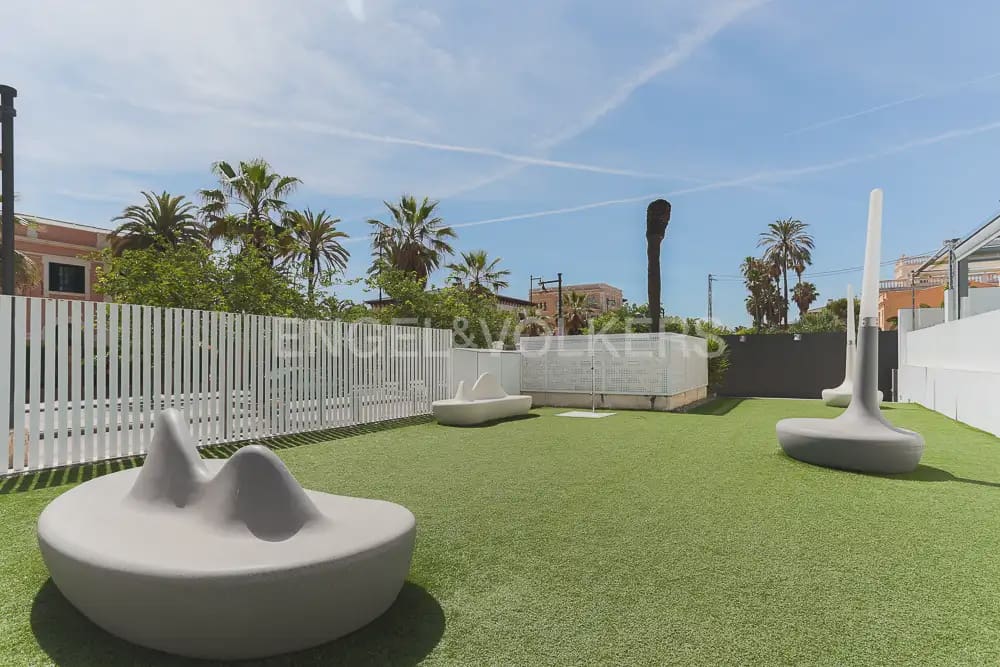 2 quarto Apartamento para arrendar em Valencia cidade com garagem - 2 300 € (Ref: 10099450)