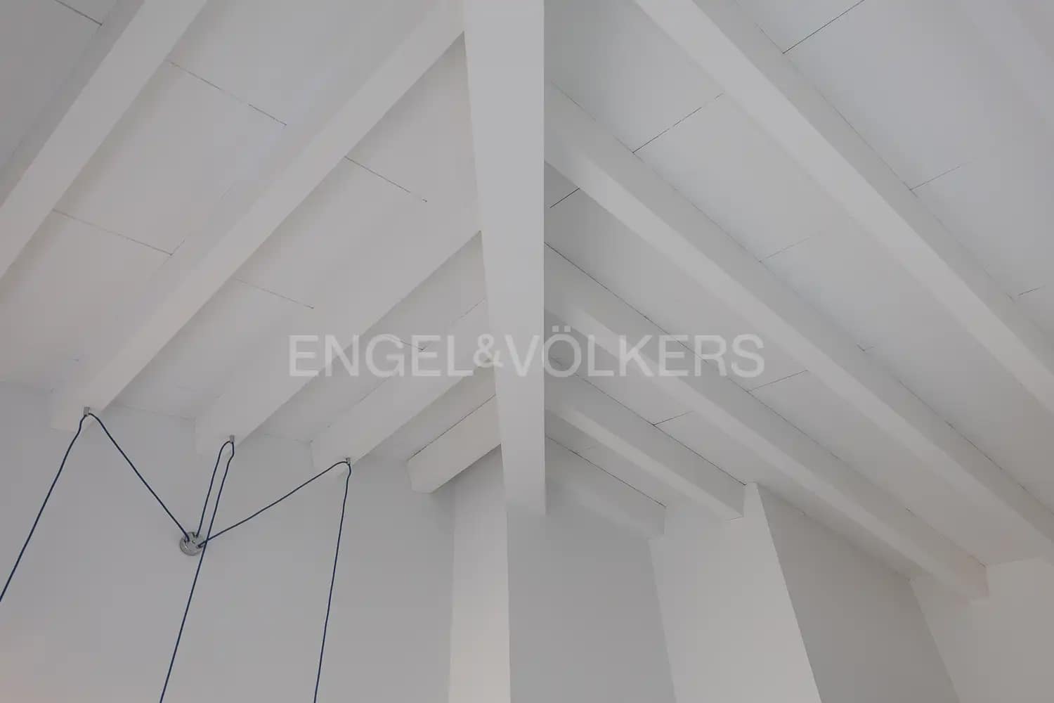 2 quarto Apartamento para arrendar em Valencia cidade com garagem - 2 300 € (Ref: 10099450)