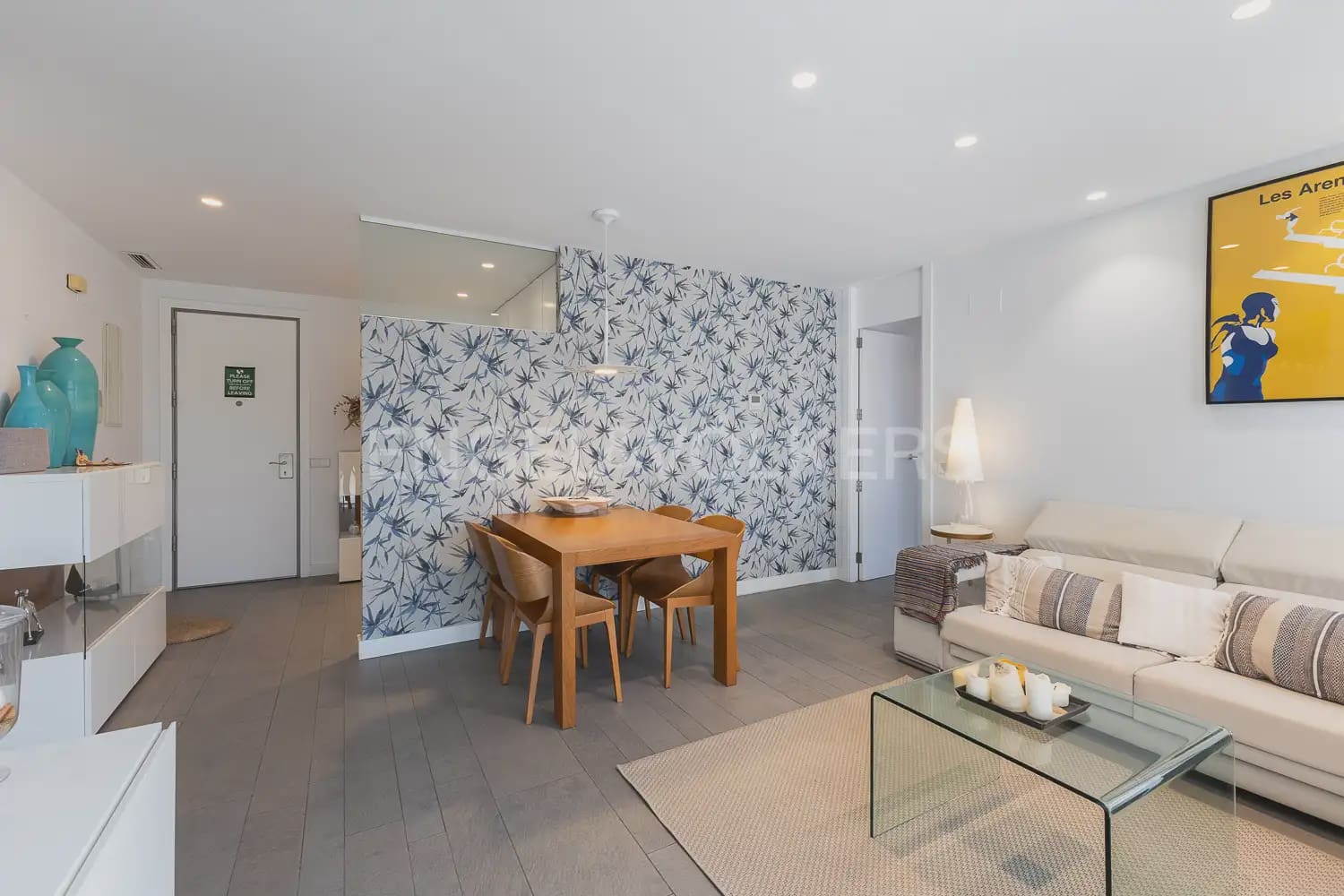 2 quarto Apartamento para arrendar em Valencia cidade com garagem - 2 300 € (Ref: 10099450)