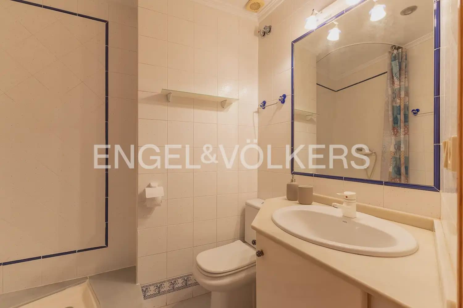 2 soveværelse Lejlighed til leje i Valencia by - € 2.350 (Ref: 10099451)