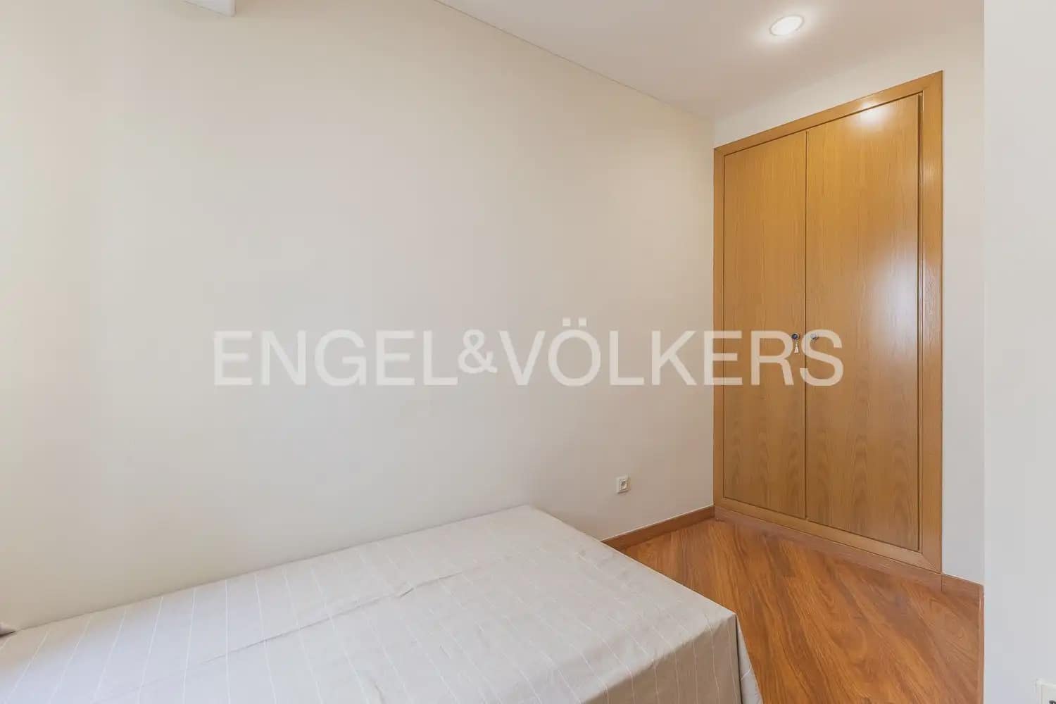 2 soveværelse Lejlighed til leje i Valencia by - € 2.350 (Ref: 10099451)