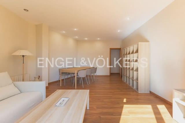 2 soveværelse Lejlighed til leje i El Carme, Valencia by - € 2.350 (Ref: 10099451)