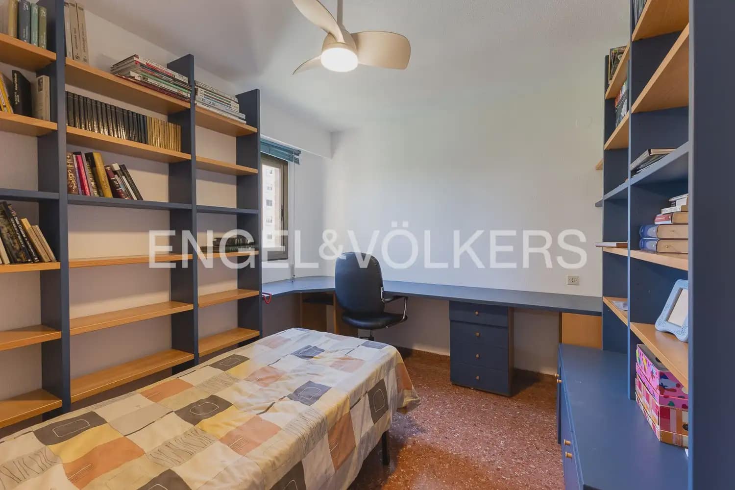 Piso de 3 habitaciones en València ciudad en venta con garaje - 520.000 € (Ref: 10100730)