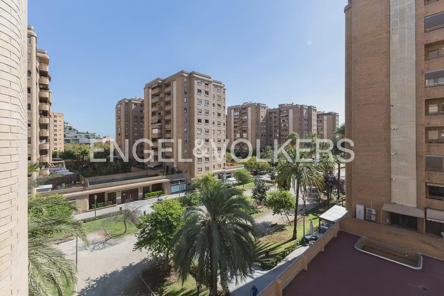 Piso de 3 habitaciones en València ciudad en venta con garaje - 520.000 € (Ref: 10100730)