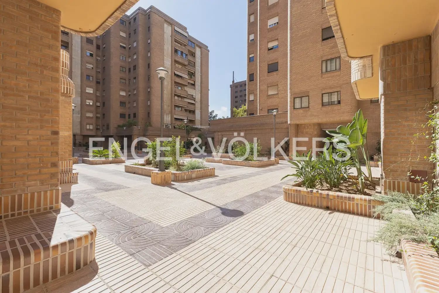Piso de 3 habitaciones en València ciudad en venta con garaje - 520.000 € (Ref: 10100730)