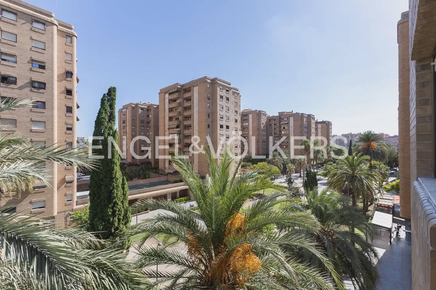Piso de 3 habitaciones en València ciudad en venta con garaje - 520.000 € (Ref: 10100730)