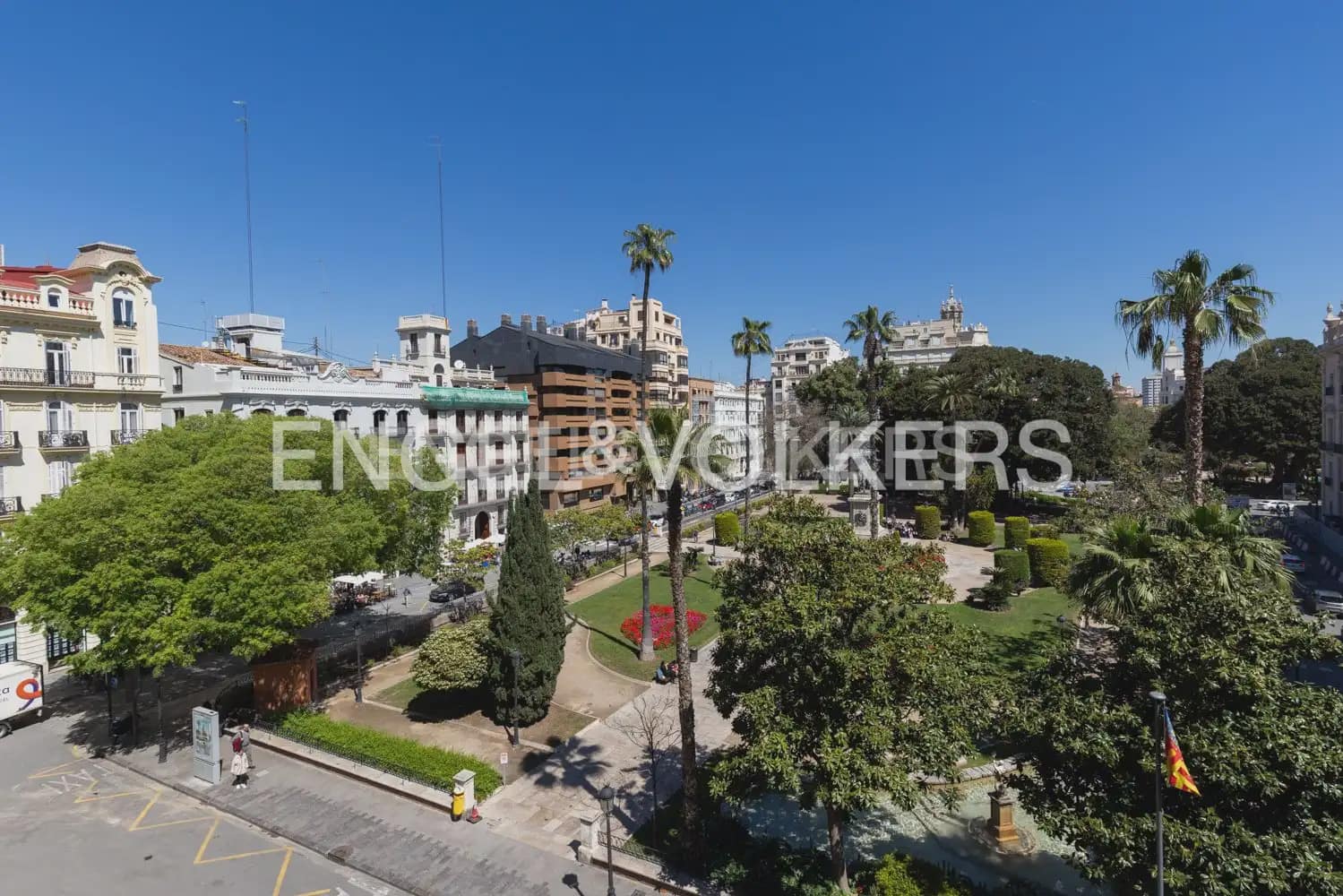Appartement à vendre à Valence ville avec garage - 6 000 000 € (Ref: 10100731)
