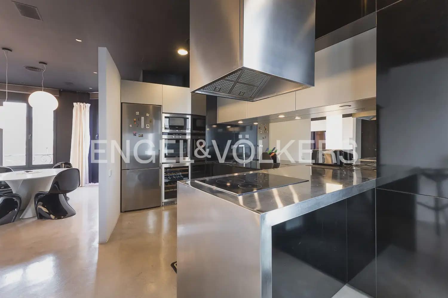 2 sypialnia Mieszkanie do wynajęcia w Miasto Walencja z garażem - 2 500 € (Ref: 10100732)