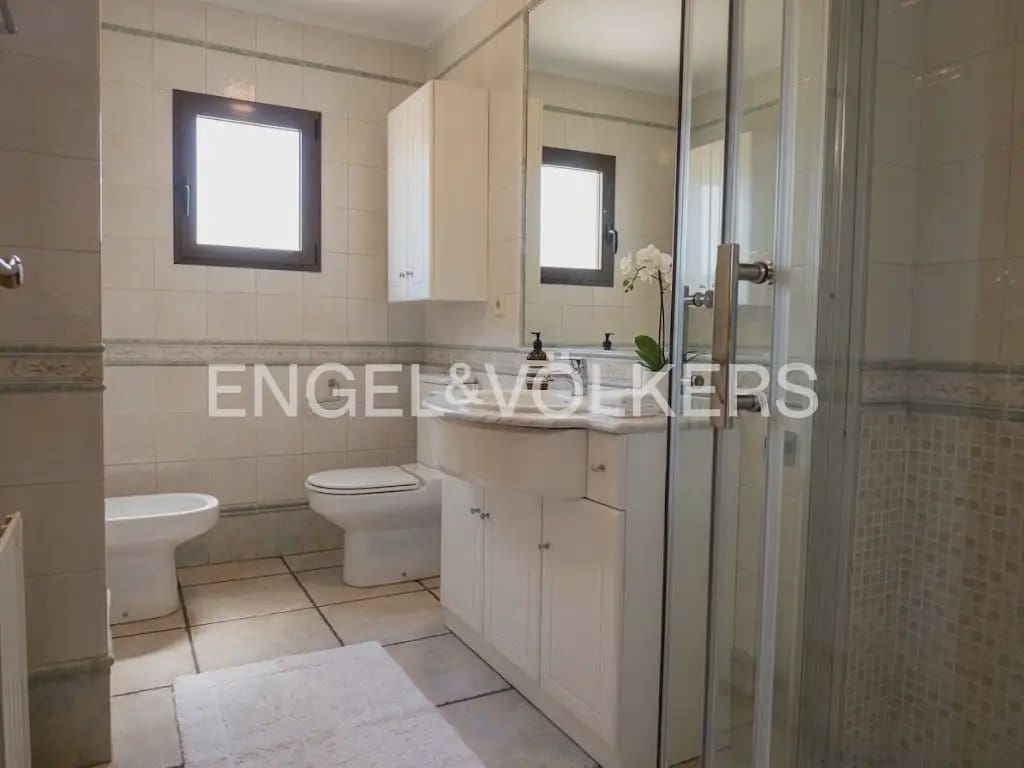 Villa/Maison Mitoyenne de 6 chambres à louer à Naquera avec piscine garage - 3 000 € (Ref: 10100733)