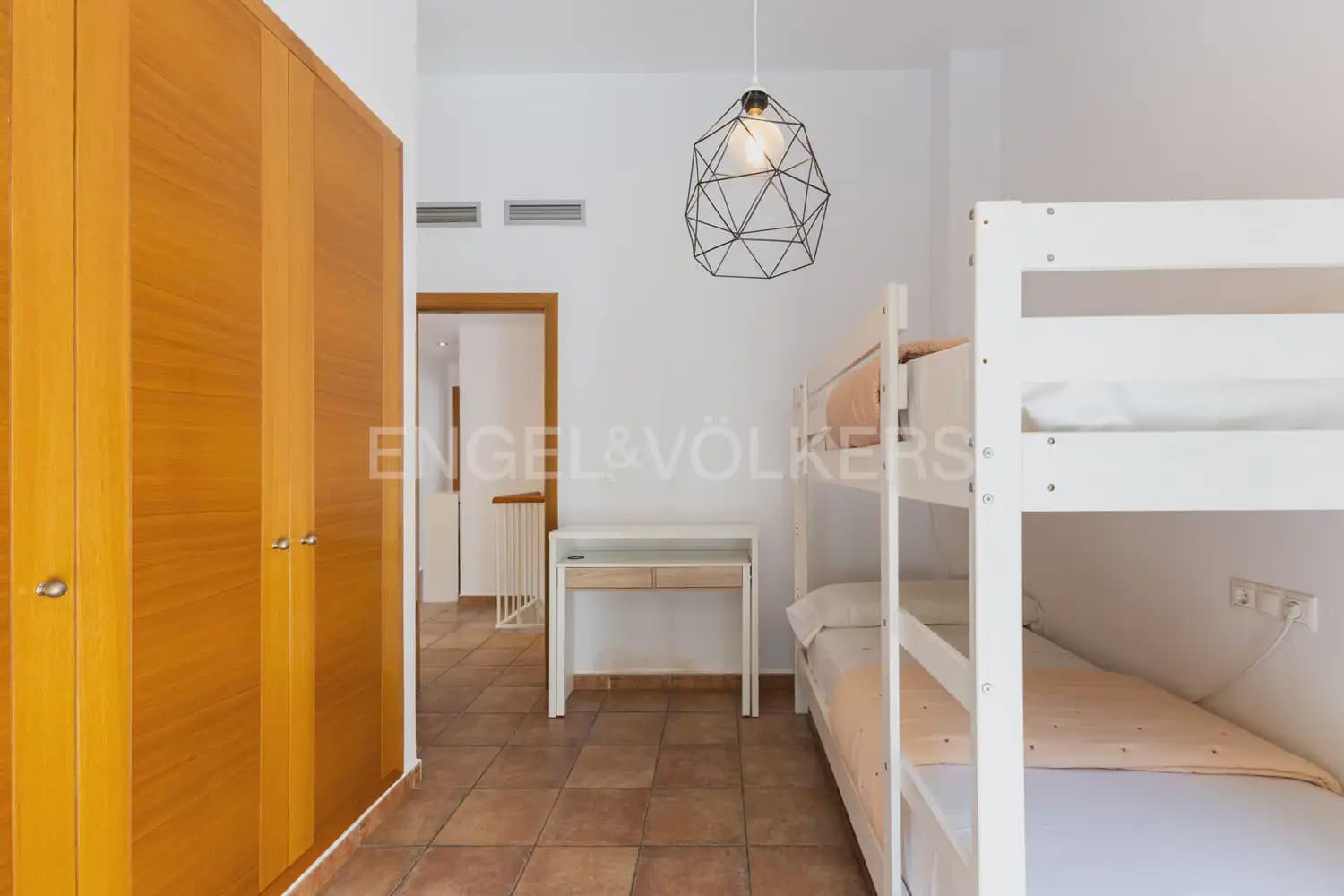 3 soverom Rekkehus til leie i Javea / Xabia med svømmebasseng - € 2 200 (Ref: 10100734)