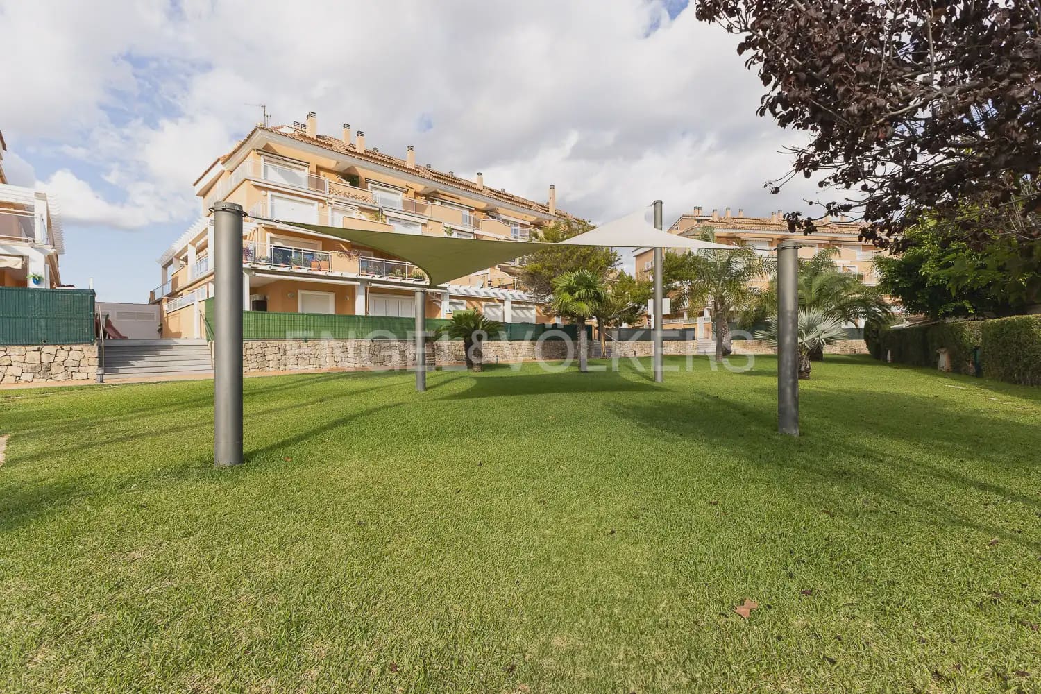 3 soverom Rekkehus til leie i Javea / Xabia med svømmebasseng - € 2 200 (Ref: 10100734)