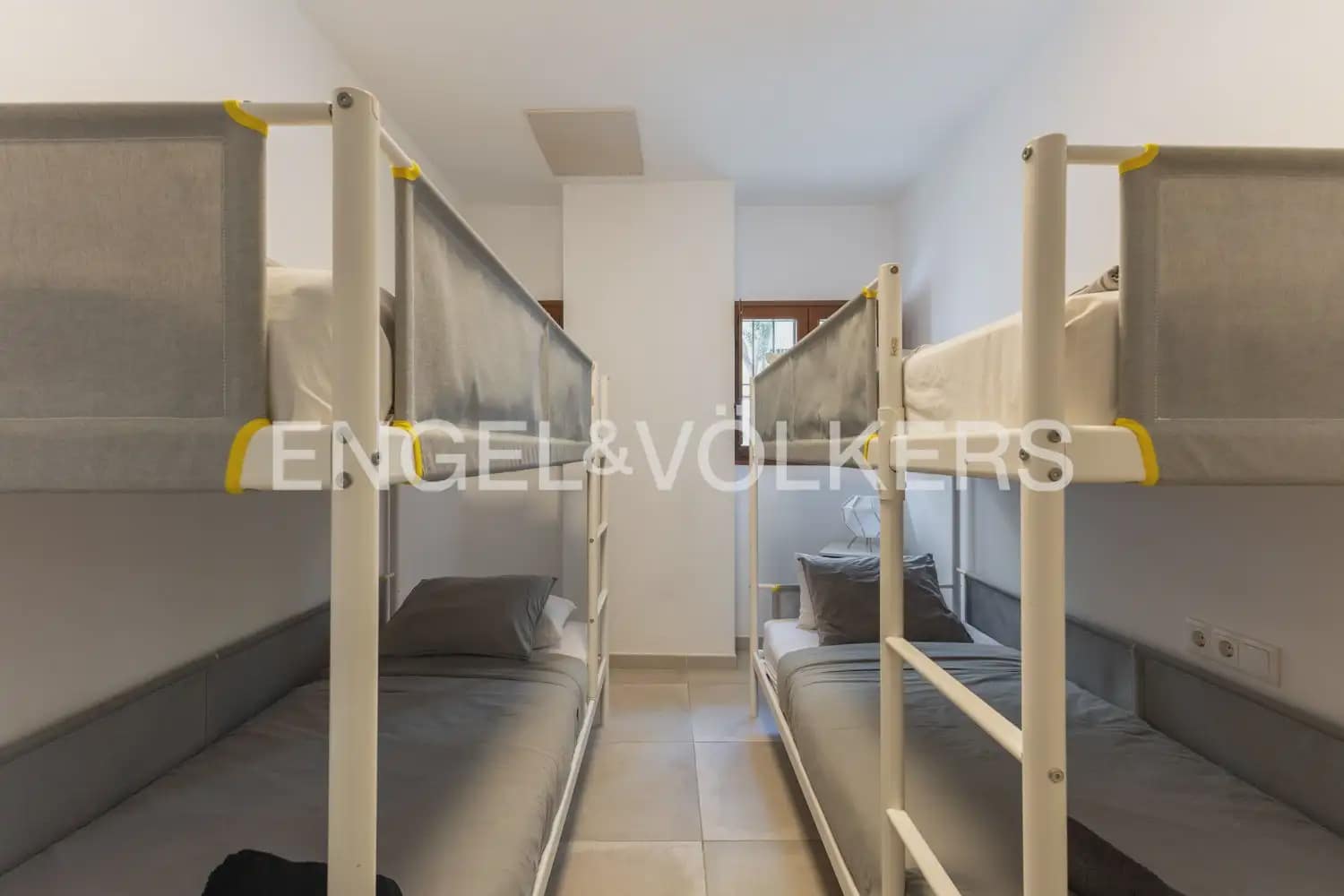 5 soverom Leilighet til salgs i Valencia by - € 550 000 (Ref: 10101456)