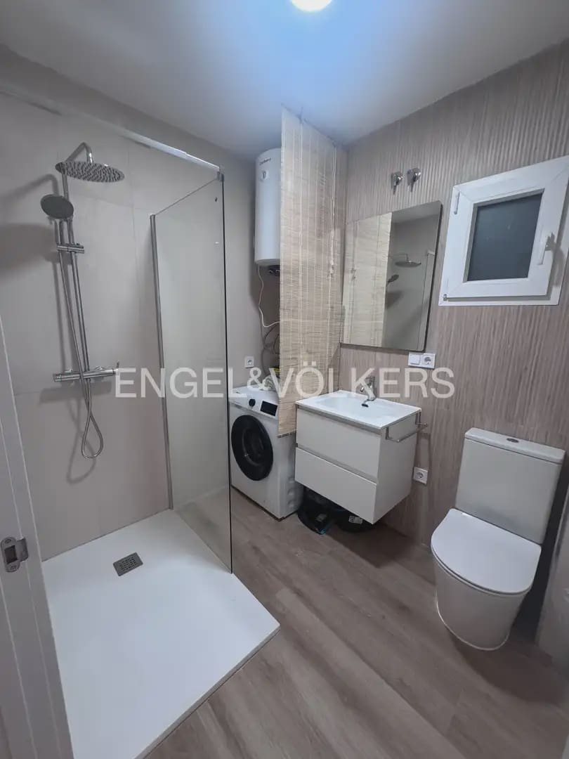 3 quarto Apartamento para arrendar em Valencia cidade - 1 400 € (Ref: 10101457)