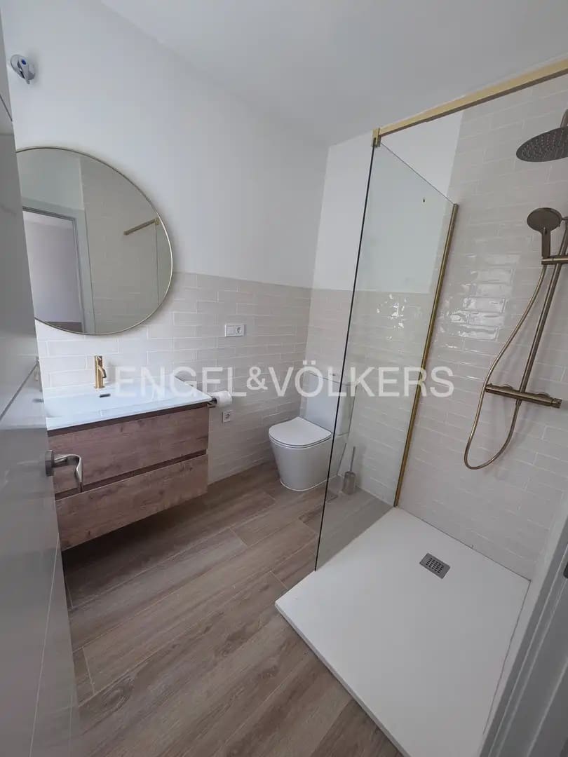 3 quarto Apartamento para arrendar em Valencia cidade - 1 400 € (Ref: 10101457)