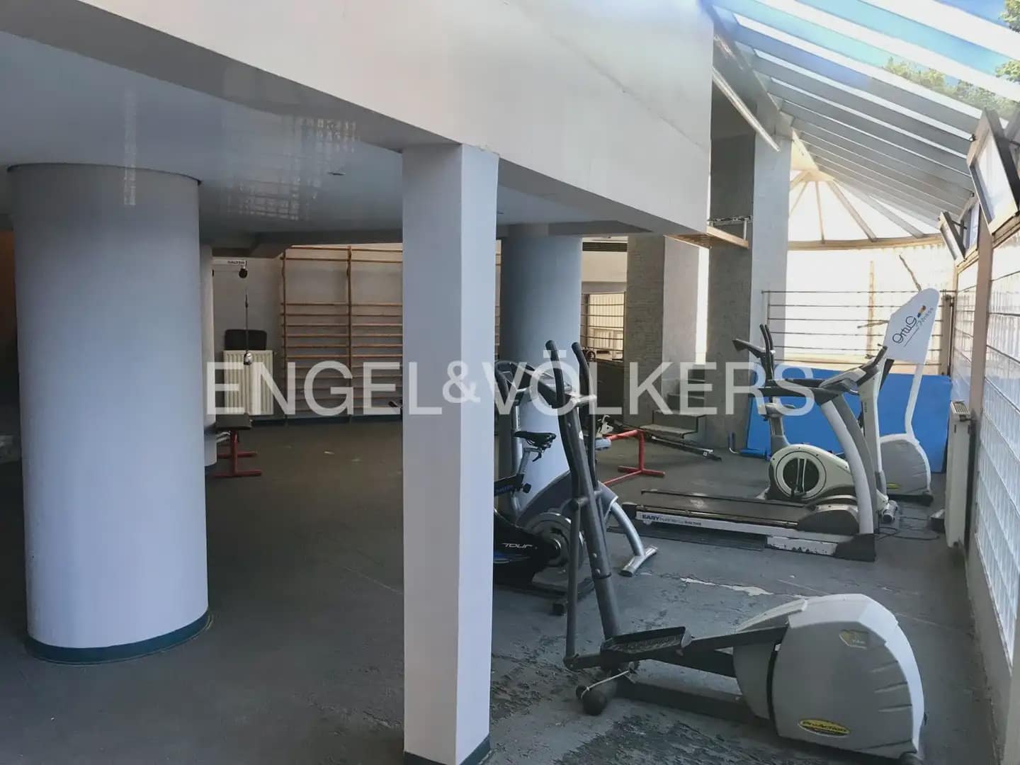 2 makuuhuone Asunto vuokrattavana paikassa Valencia kaupunki mukana uima-altaan 
autotalli - 2 500 € (Ref: 10101459)