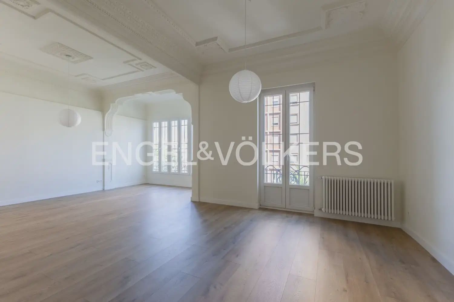 Appartement de 4 chambres à louer à Valence ville - 4 500 € (Ref: 10102823)