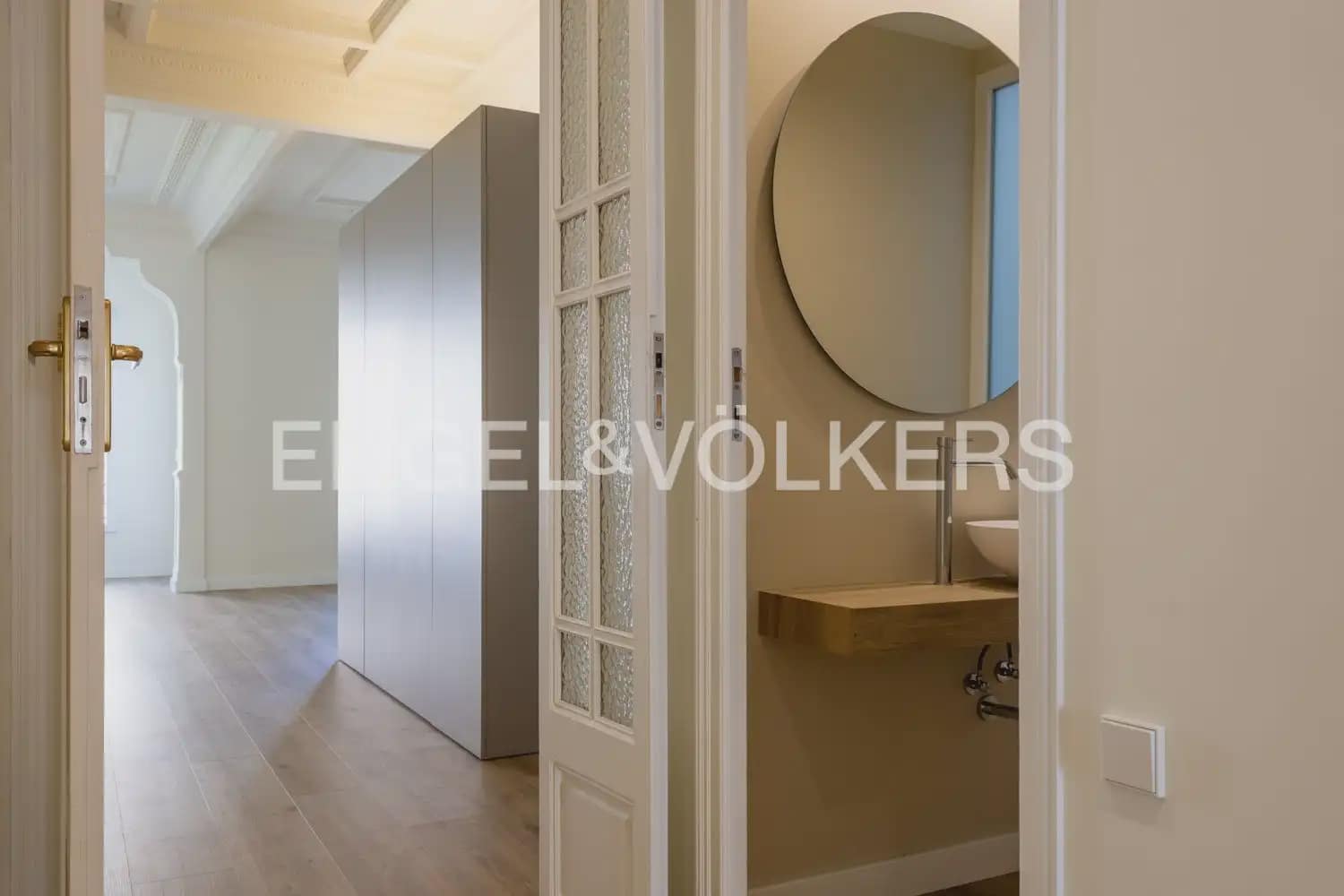 Appartement de 4 chambres à louer à Valence ville - 4 500 € (Ref: 10102823)
