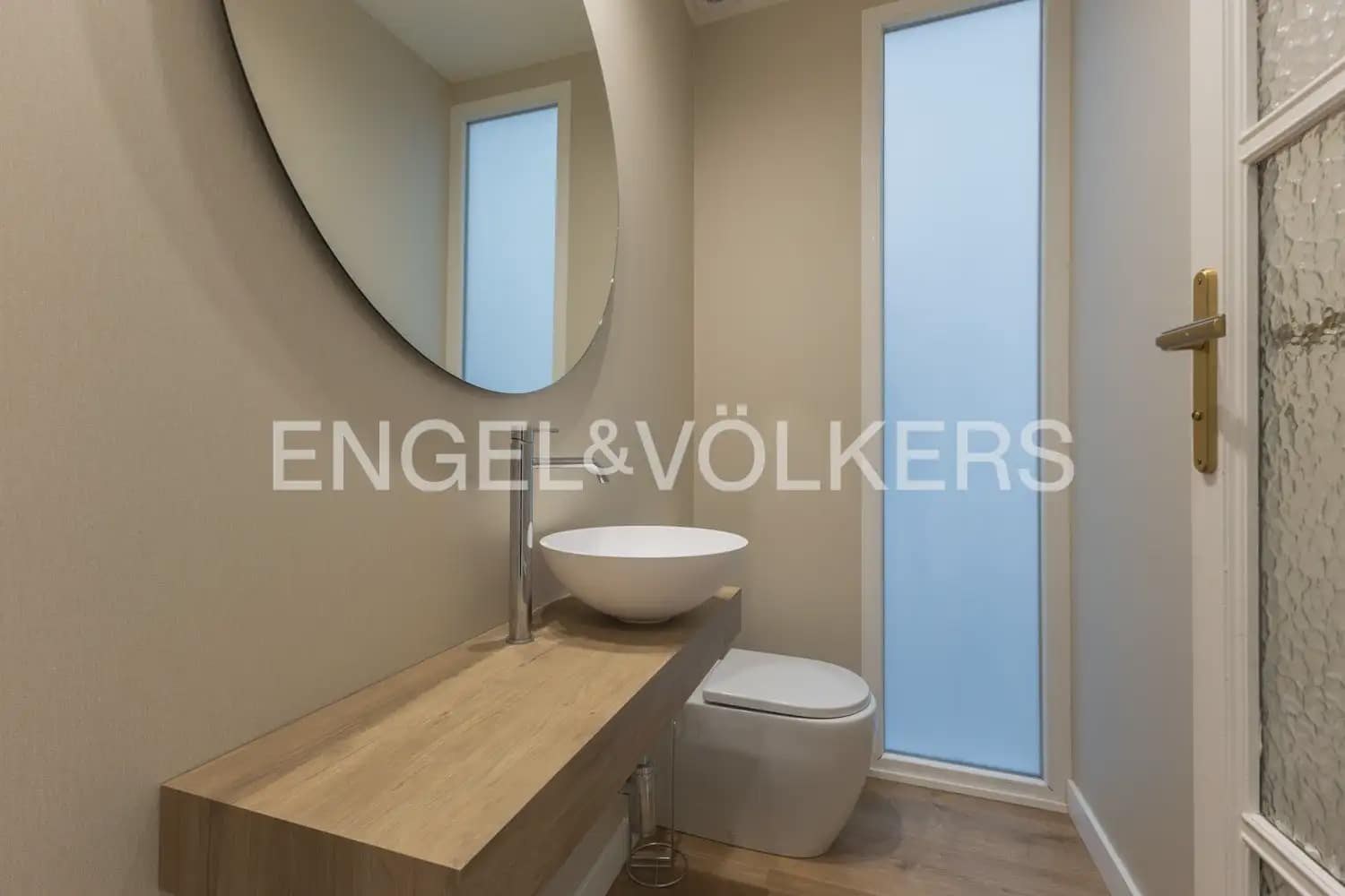 Appartement de 4 chambres à louer à Valence ville - 4 500 € (Ref: 10102823)