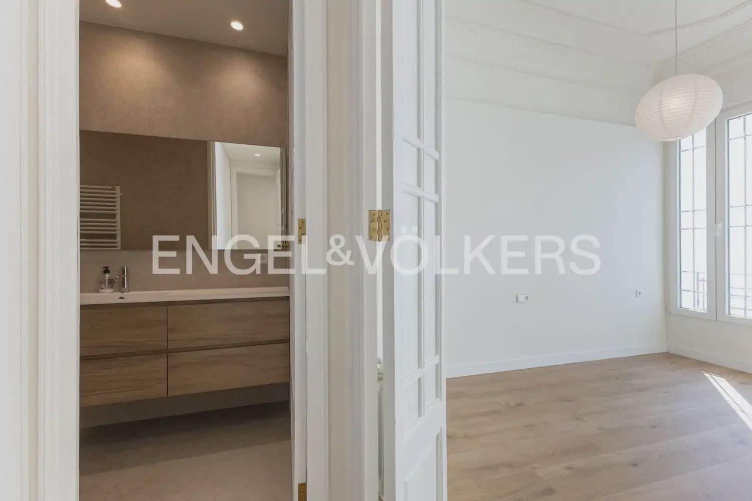 Appartement de 4 chambres à louer à Valence ville - 4 500 € (Ref: 10102823)