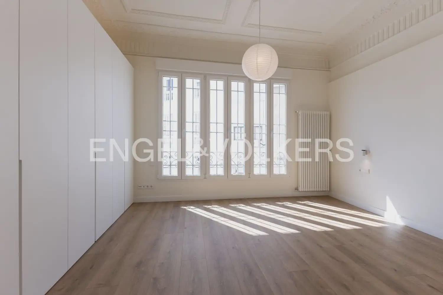 Appartement de 4 chambres à louer à Valence ville - 4 500 € (Ref: 10102823)