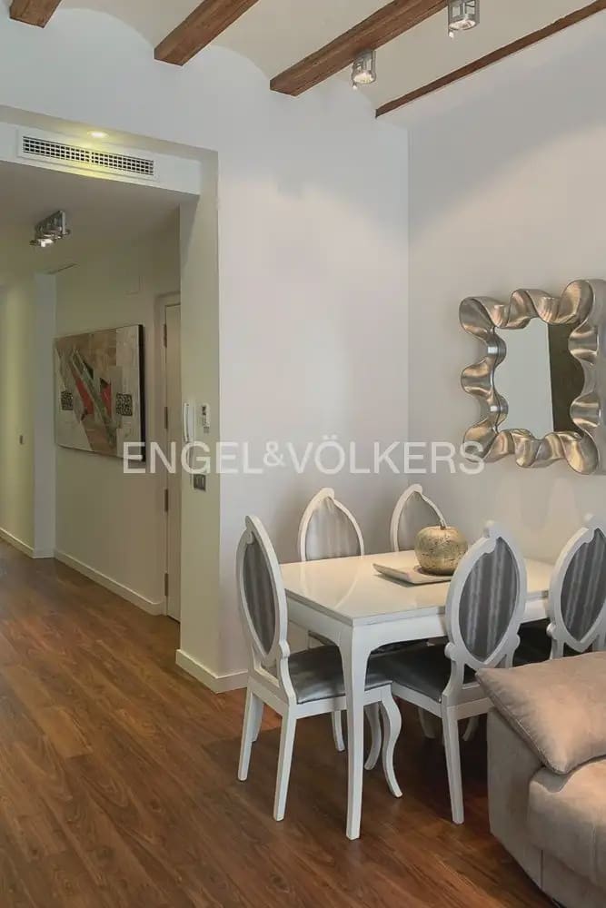 2 Zimmer Wohnung zu vermieten in Valencia Stadt - 2.300 € (Ref: 10103484)