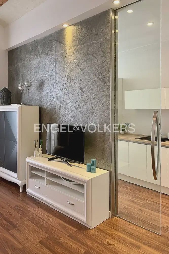 2 Zimmer Wohnung zu vermieten in Valencia Stadt - 2.300 € (Ref: 10103484)