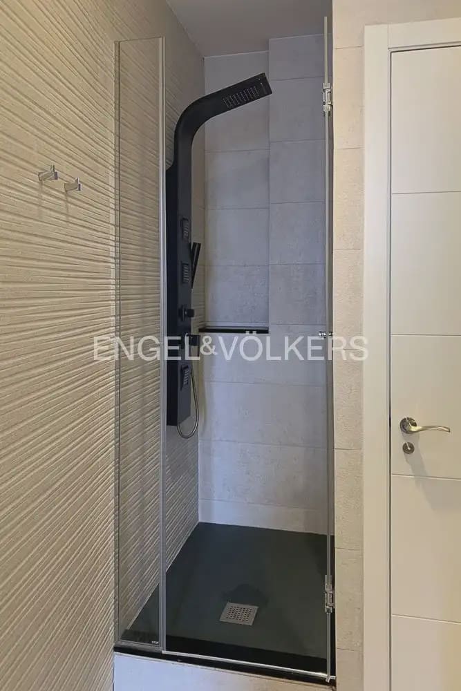 2 Zimmer Wohnung zu vermieten in Valencia Stadt - 2.300 € (Ref: 10103484)