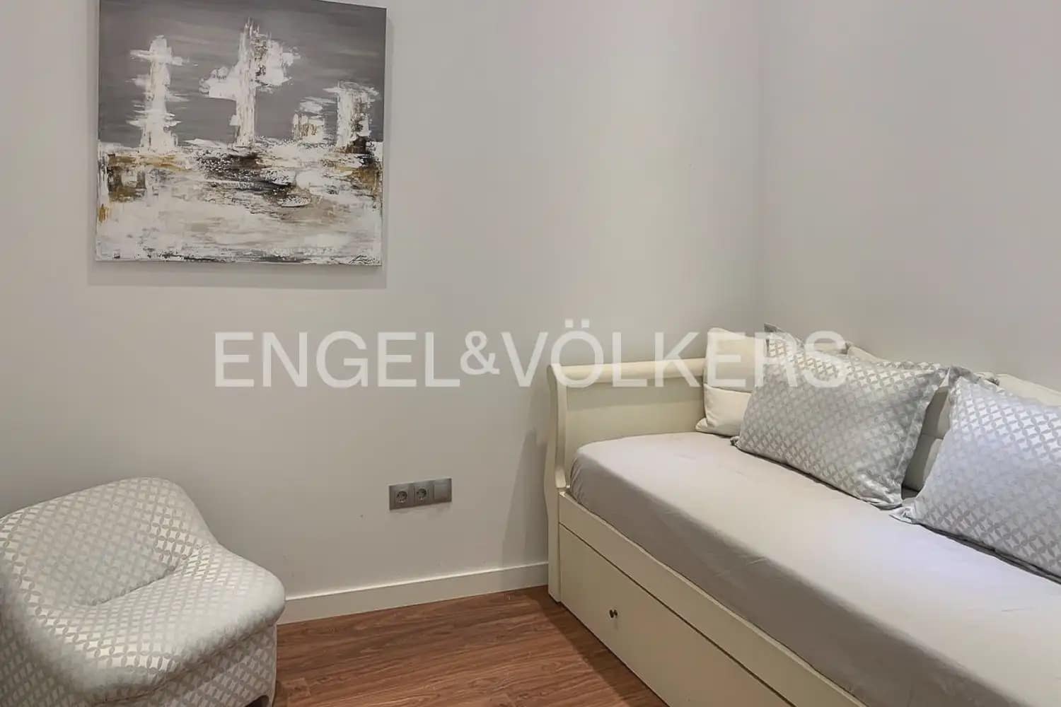 2 Zimmer Wohnung zu vermieten in Valencia Stadt - 2.300 € (Ref: 10103484)
