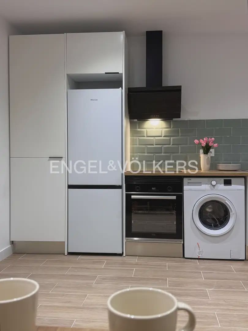 2 bedroom Flat for rent in Burjassot - € 1,000 (Ref: 10103485)