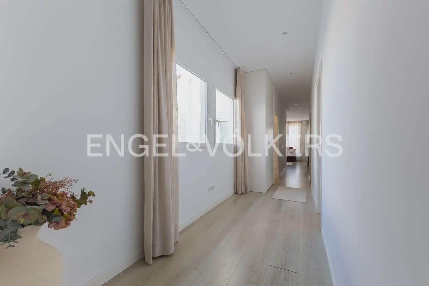 3 Zimmer Wohnung zu vermieten in Valencia Stadt - 2.800 € (Ref: 10103486)