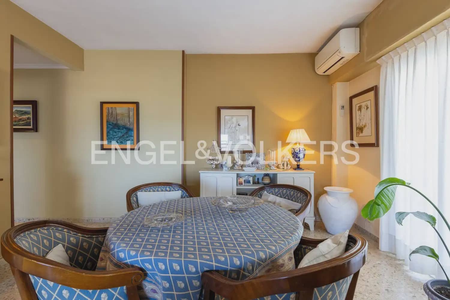5 sypialnia Mieszkanie na sprzedaż w Gandia z basenem garażem - 560 000 € (Ref: 10103487)