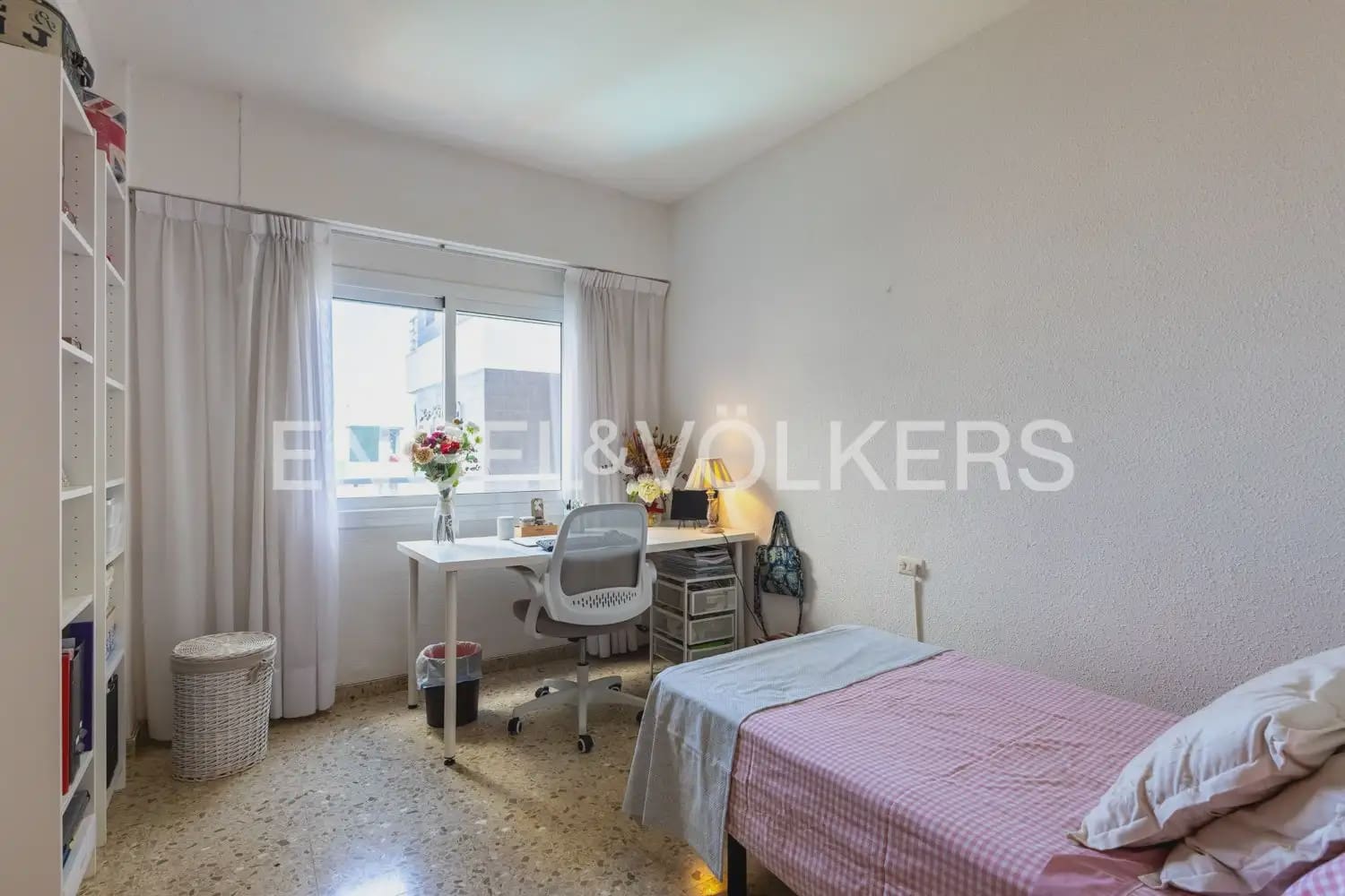 5 sypialnia Mieszkanie na sprzedaż w Gandia z basenem garażem - 560 000 € (Ref: 10103487)