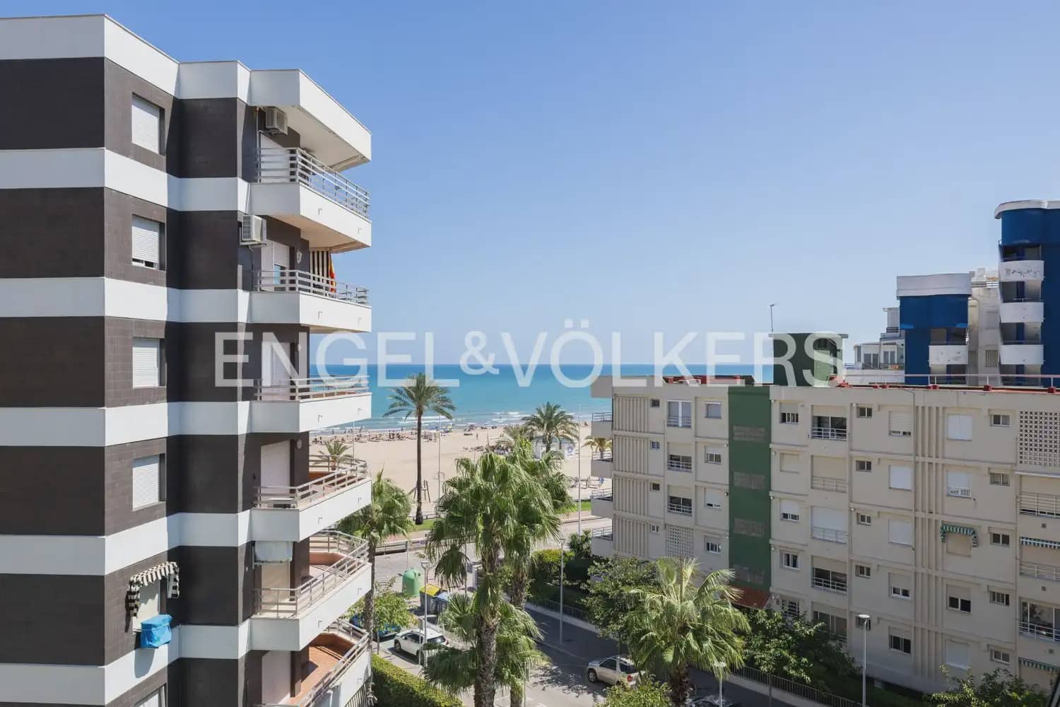 5 sypialnia Mieszkanie na sprzedaż w Gandia z basenem garażem - 560 000 € (Ref: 10103487)