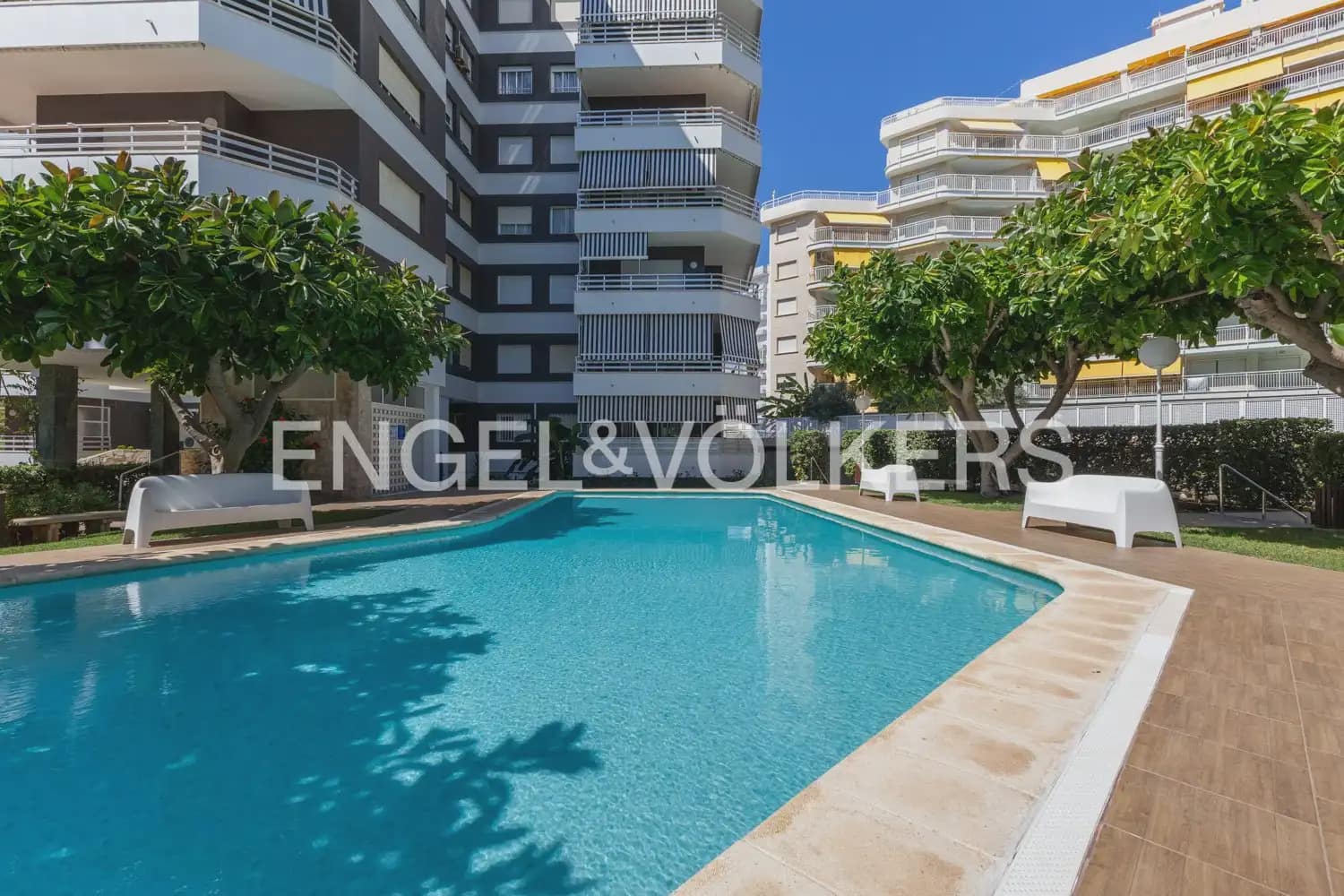 5 sypialnia Mieszkanie na sprzedaż w Gandia z basenem garażem - 560 000 € (Ref: 10103487)