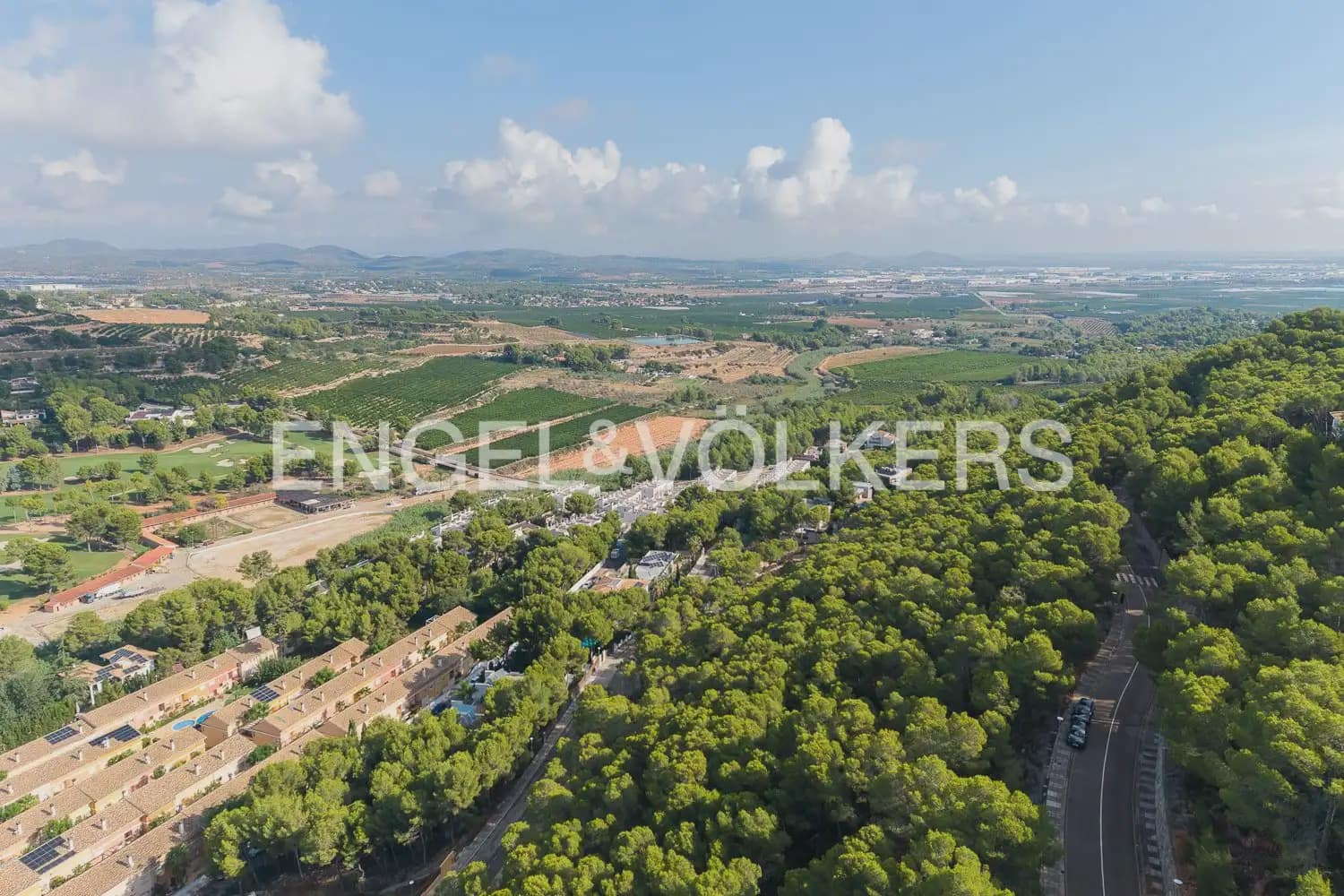 Building Plot for sale in Chiva - € 260,000 (Ref: 10103488)