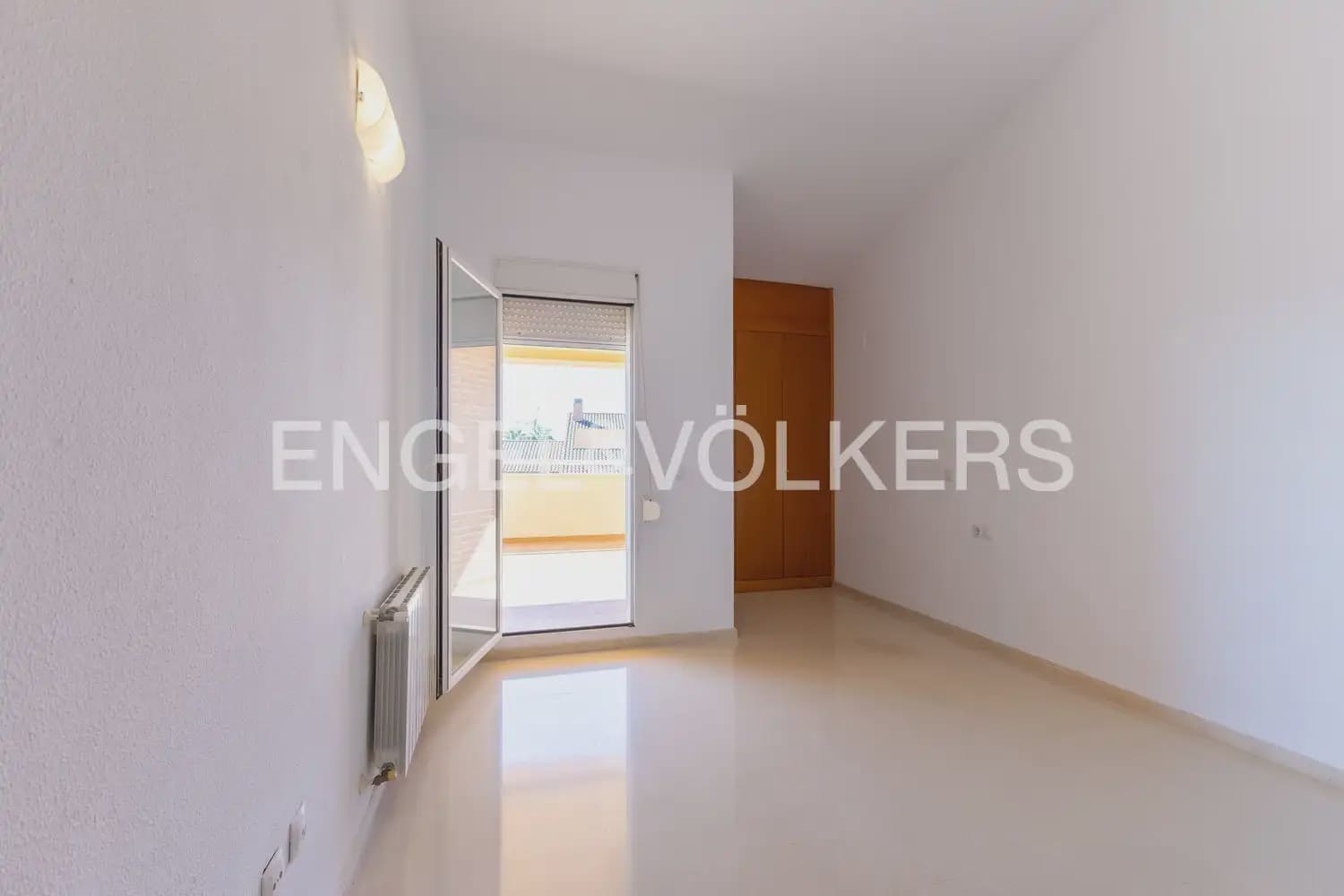 4 chambre Penthouse à vendre à Godella avec piscine garage - 625 717 € (Ref: 10103489)
